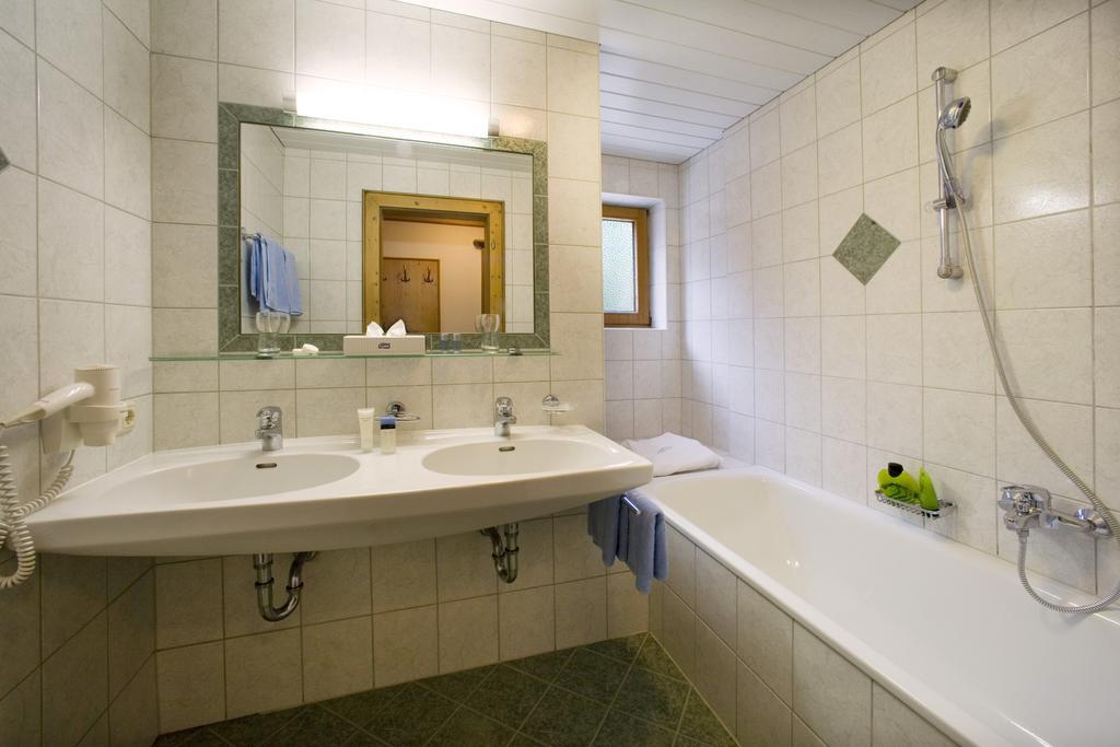 Alpenhotel Tirolerhof Gerlos Ruang foto